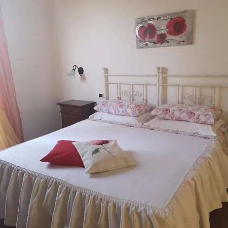 Alba Fiorita Castiglione dʼOrcia