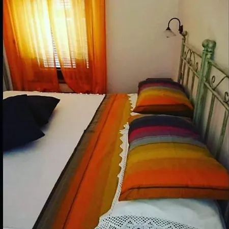 Alba Fiorita Castiglione dʼOrcia